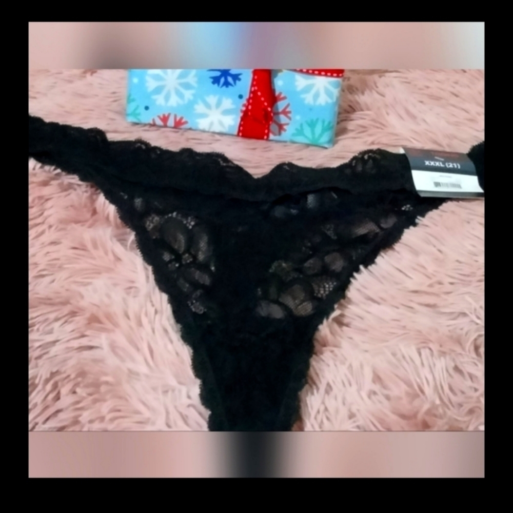 Lace V Thong